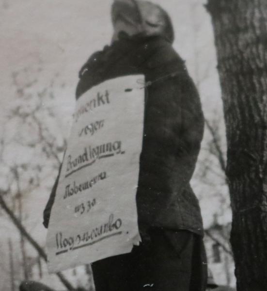 altes Foto - erhängter Partisan - Russland ?? wegen Brandstiftung